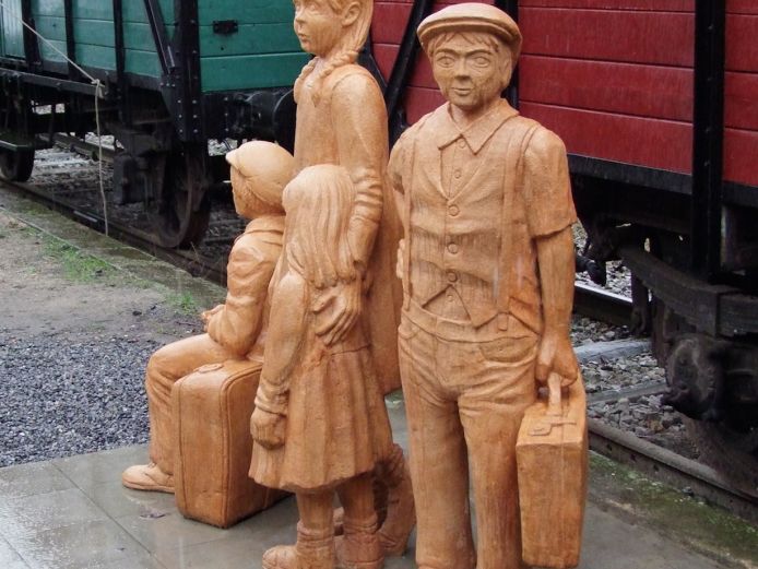 Erinerungsskulptur jüdische Kindertransporte