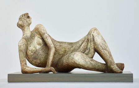 Beton trifft Henri Moore