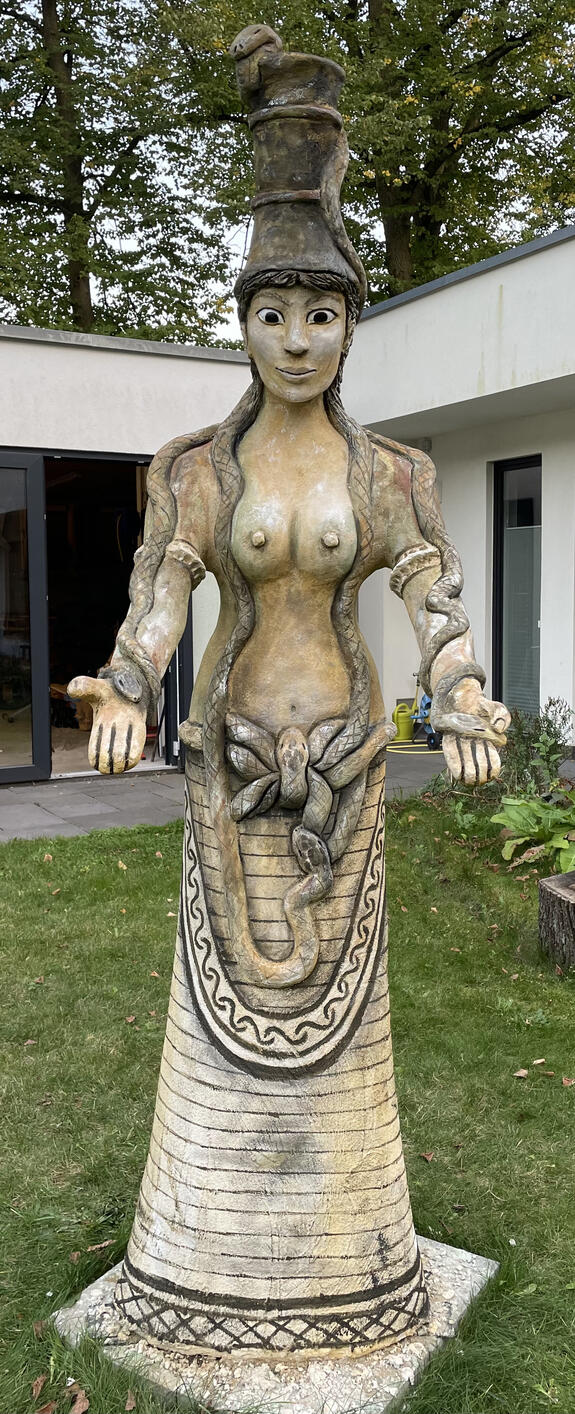 Nachbildung Figur der Schlangengöttin aus dem Knossos-Tempel, Original datiert 1650-1550 v. Chr