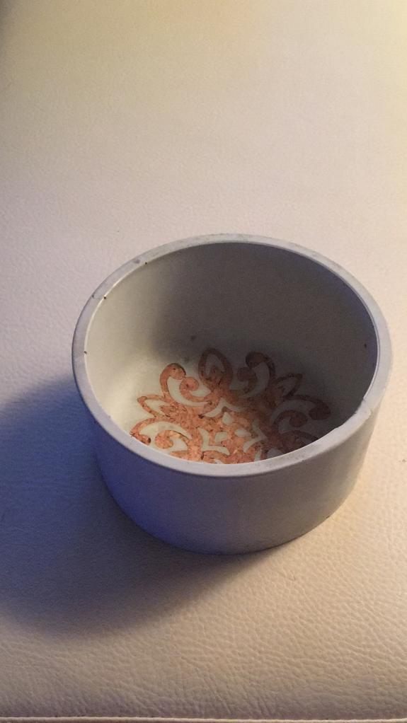 Kunstvolle Schale mit Kork Inlay